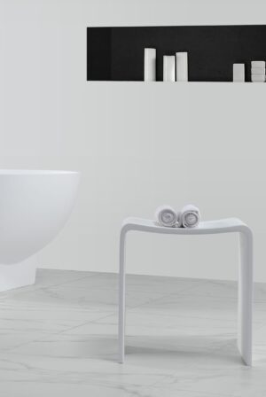 Solid Surface Hocker