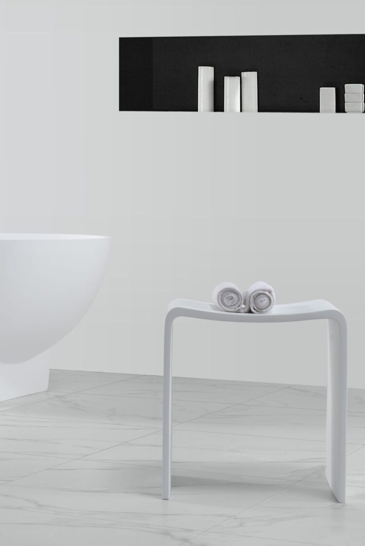 Solid Surface Hocker