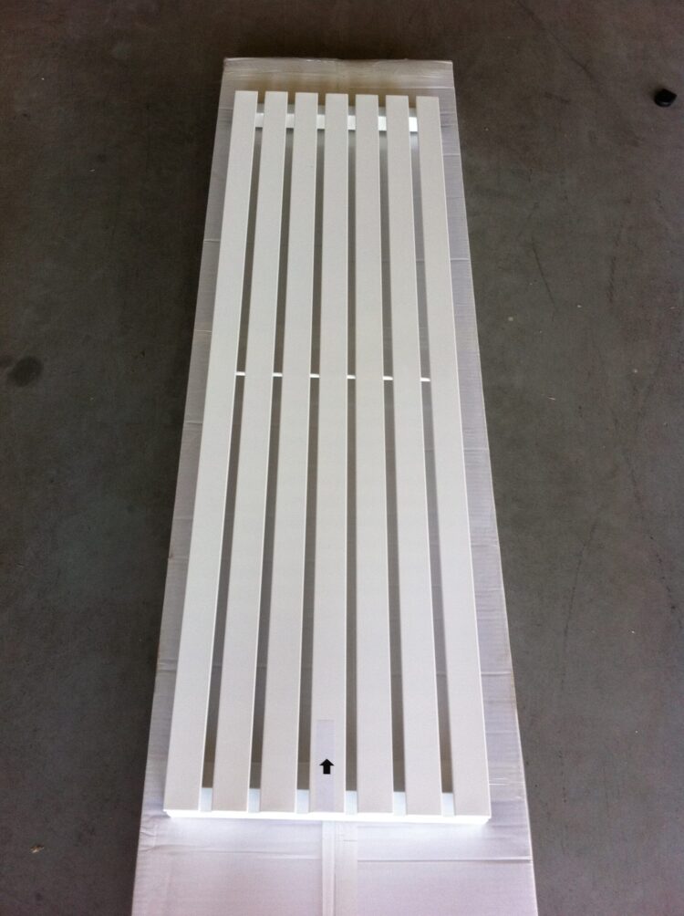 Design Radiator Idell in Wit / Chrome / Zwart - Afbeelding 2