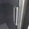 Douchedeur met handig draaideursysteem